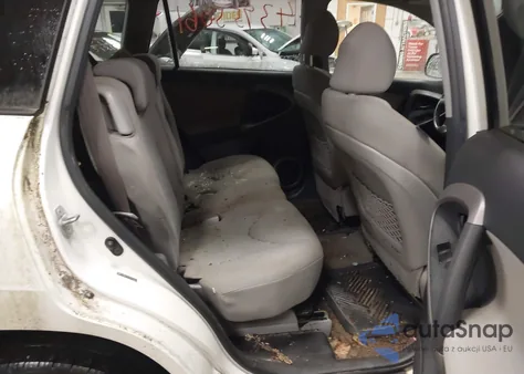 2006 Toyota Rav4 Limited from USA, damaged, VIN JTMBD31V365035460